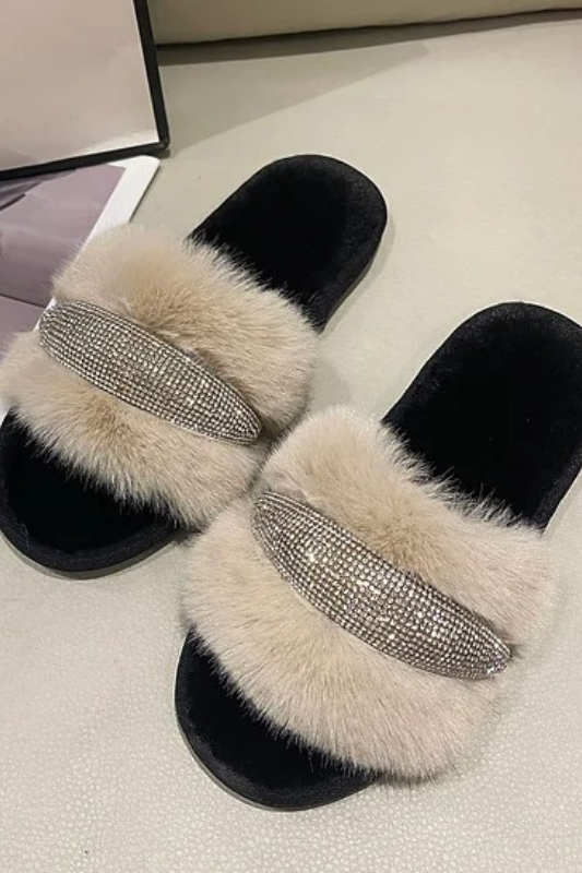 STYLED BY ALX COUTURE MIAMI BOUTIQUE Camel Cubic Point Fur Comfy Slippers