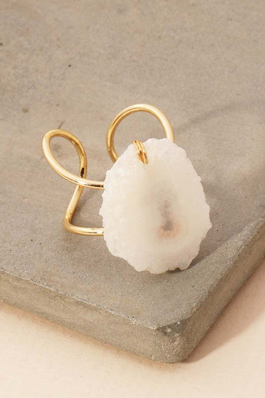 STYLED BY ALX COUTURE MIAMI BOUTIQUE Gold White Natural Freeform Druzy Stone Ring 