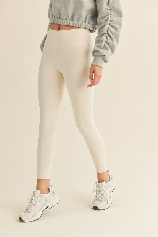 Cream Aligned Performance High-Rise Leggings – STYLED BY ALX COUTURE
