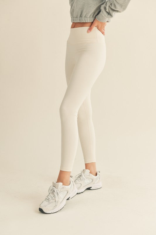 STYLED BY ALX COUTURE MIAMI BOUTIQUE Cream Aligned Performance High-Rise Leggings