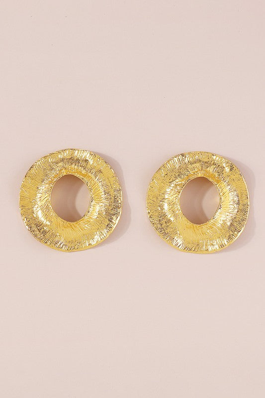 STYLED BY ALX COUTURE MIAMI BOUTIQUE Gold Textured Metal Round Stud Earrings
