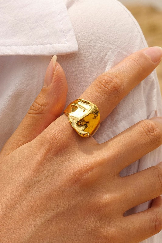 STYLED BY ALX COUTURE MIAMI BOUTIQUE Gold Stainless Steel Irregular Open Finger Rings