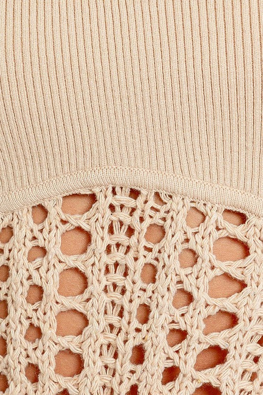 close up view of the crochet effect 