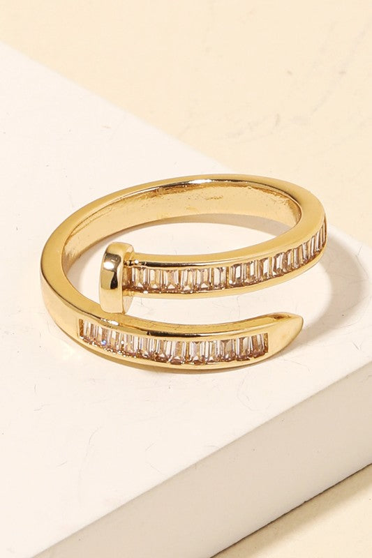 STYLED BY ALX COUTURE MIAMI BOUTIQUE Gold Baguette Pave Nail Open Band Ring