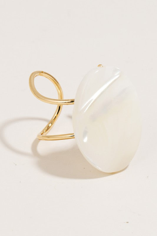 STYLED BY ALX COUTURE MIAMI BOUTIQUE Pearl Oval Metallic Wire Open Band Ring 