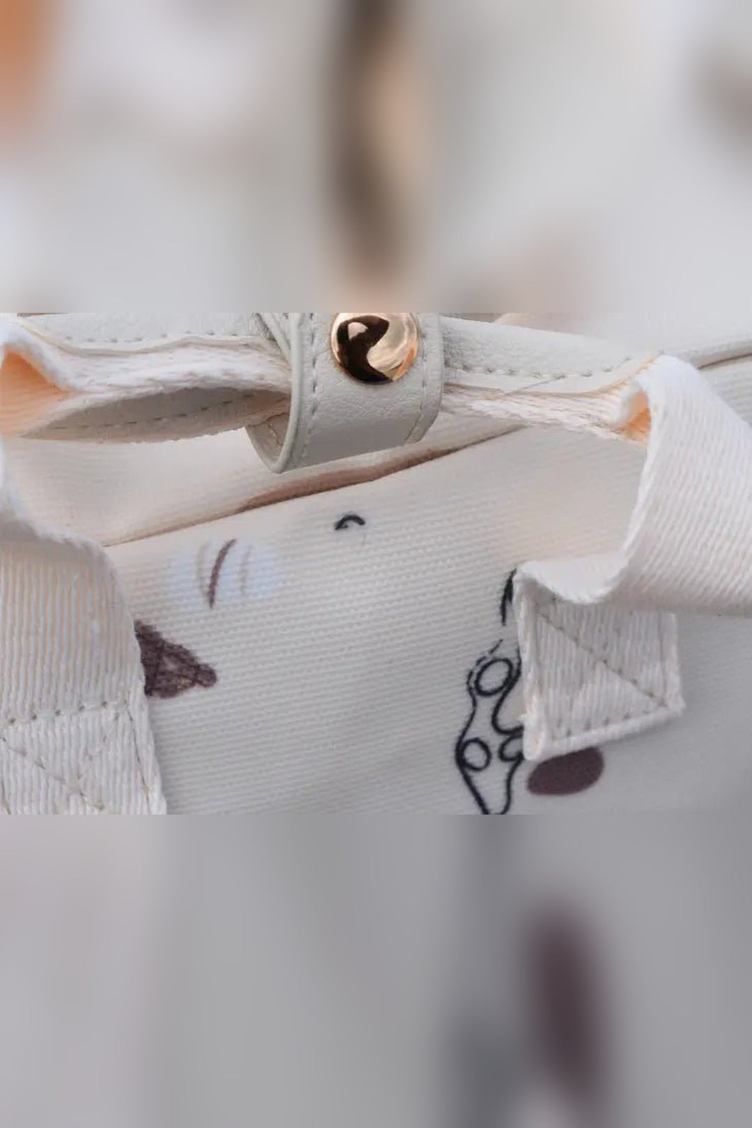 Sand mini backpack with an adjustable chest strap