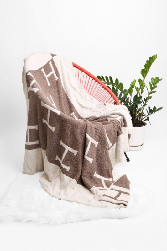 STYLED BY ALX COUTURE MIAMI BOUTIQUE HOME BLANKET Beige Microfiber Cozy BlanketSTYLED BY ALX COUTURE MIAMI BOUTIQUE Beige Microfiber Cozy Home Blanket