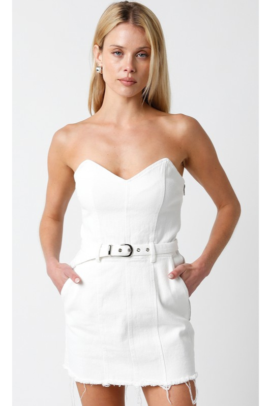 model is wearing White Payton Dress 
