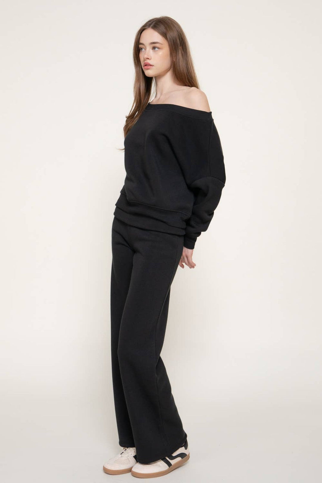 Black Asymmetrical Sweatshirt and Sweatpants Set - STYLED BY ALX COUTURESets