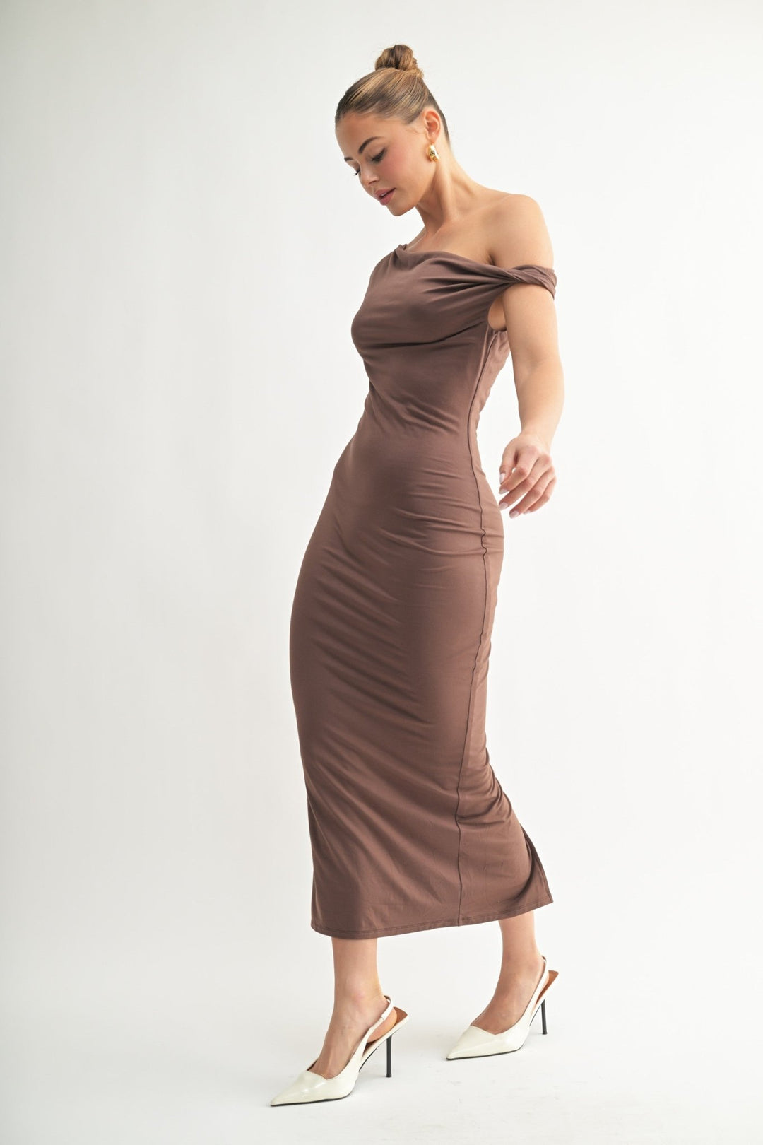 Brown Asymmetrical Off-Shoulder Midi Dress STYLED BY ALX COUTURE Brown Asymmetrical Off-Shoulder Midi Dress STYLED BY ALX COUTURE