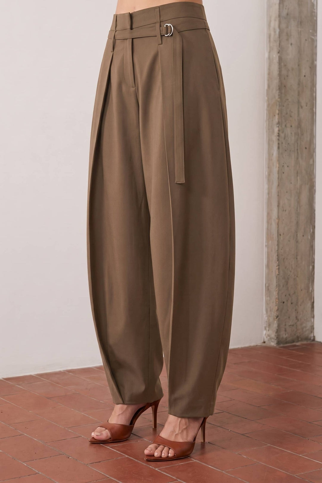 Brown Pleated Barrel Pants - STYLED BY ALX COUTUREPants