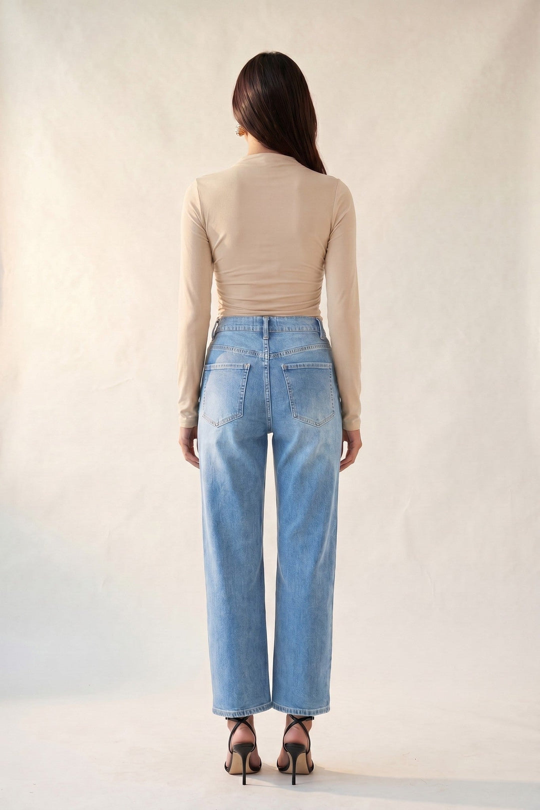 Light Wash Side Seam Straight Leg Jeans - STYLED BY ALX COUTUREJeans