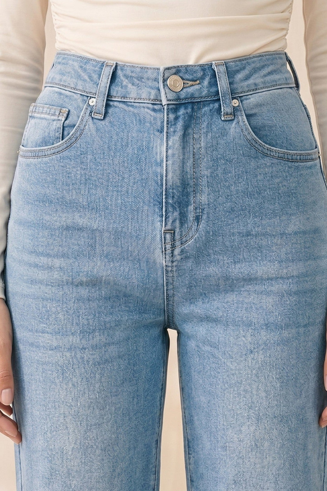 Light Wash Side Seam Straight Leg Jeans - STYLED BY ALX COUTUREJeans