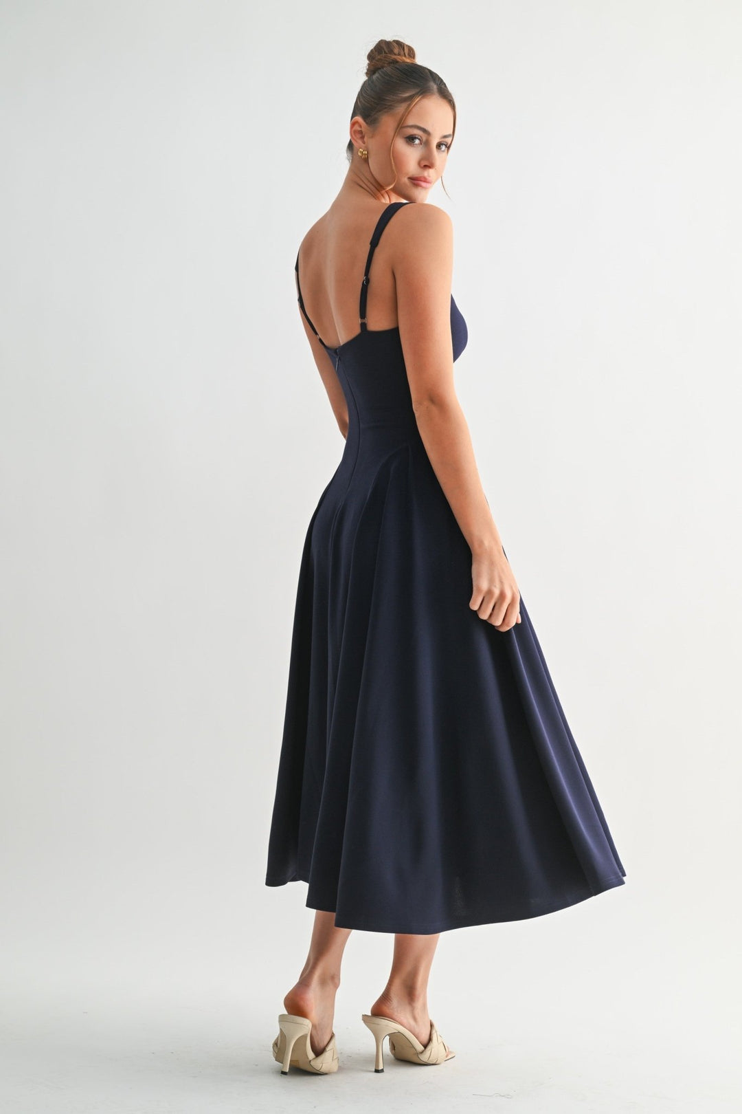lyra midi dress Black Lyra Muse Midi Dress - Large