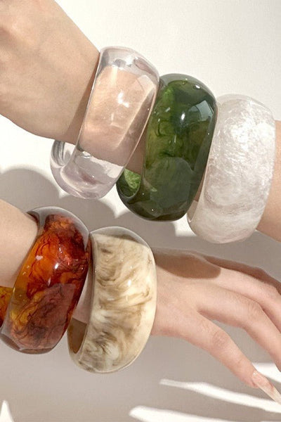 retro-chunky-resin-bangle-
