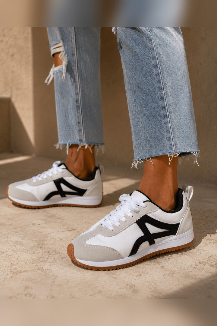 White Black Stripe Retro Sneakers with retro side stripes