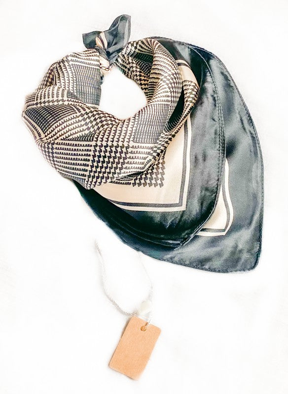 STYLED BY ALX COUTURE MIAMI BOUTIQUE WOMENS SCARF CREAM Cream Retro Cafe Houndstooth Square Scarf