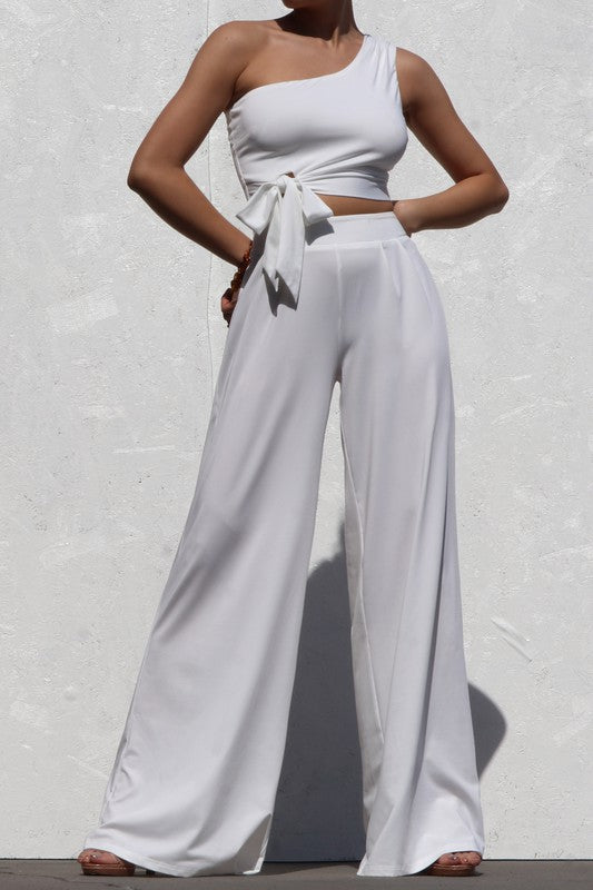 STYLED BY ALX COUTURE MIAMI BOUTIQUE Off White Venetian Top and Pant Set