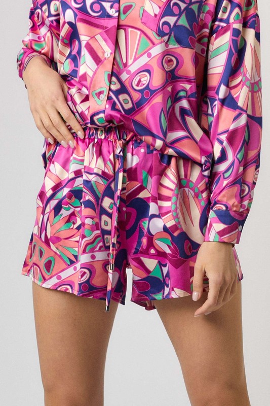 STYLED BY ALX COUTURE MIAMI BOUTIQUE Fuchsia Satin Printed Shirt Shorts Set