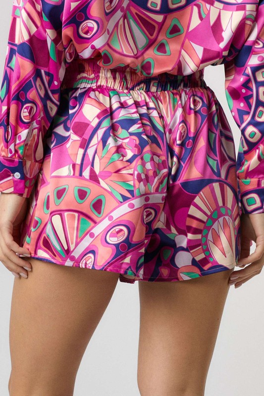 STYLED BY ALX COUTURE MIAMI BOUTIQUE Fuchsia Satin Printed Shirt Shorts Set